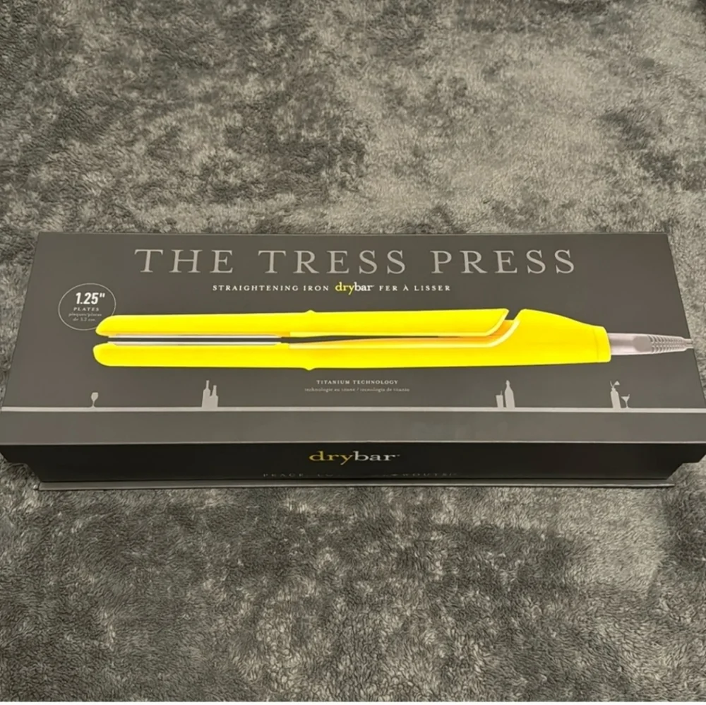 Dry bar tress press 1 inch straightener and curler new in box
